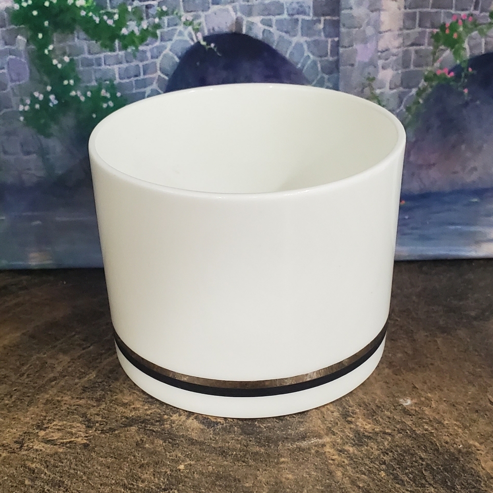 Wedgwood Bone China "Charisma" Sugar Bowl
